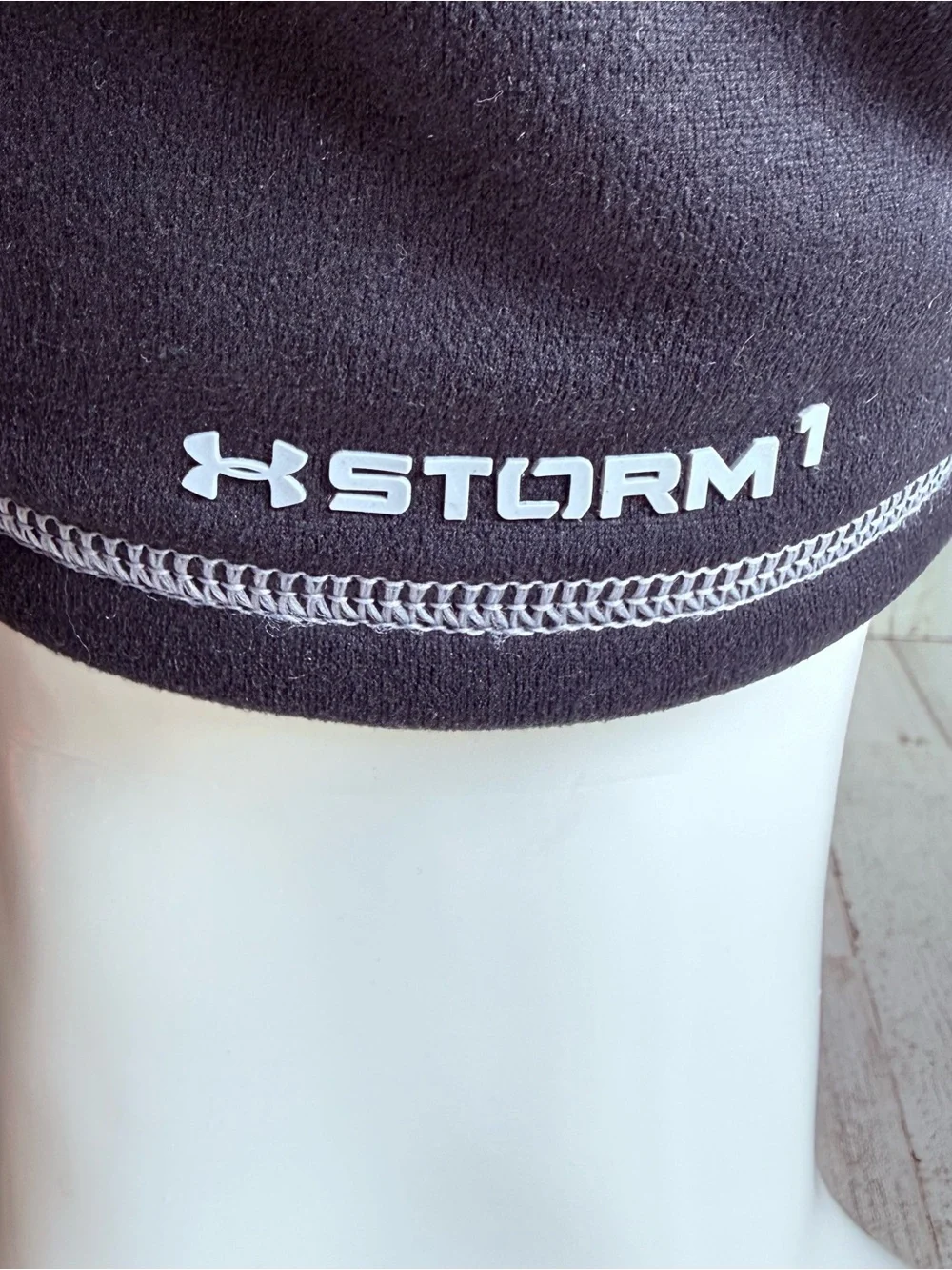 Under Armor Youth Size Toboggan Cap
